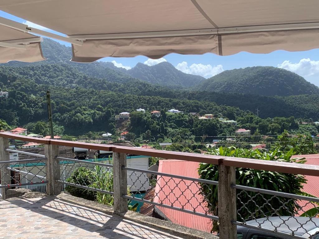 Villa La Terrasse Du Houelmont Gourbeyre Exterior foto